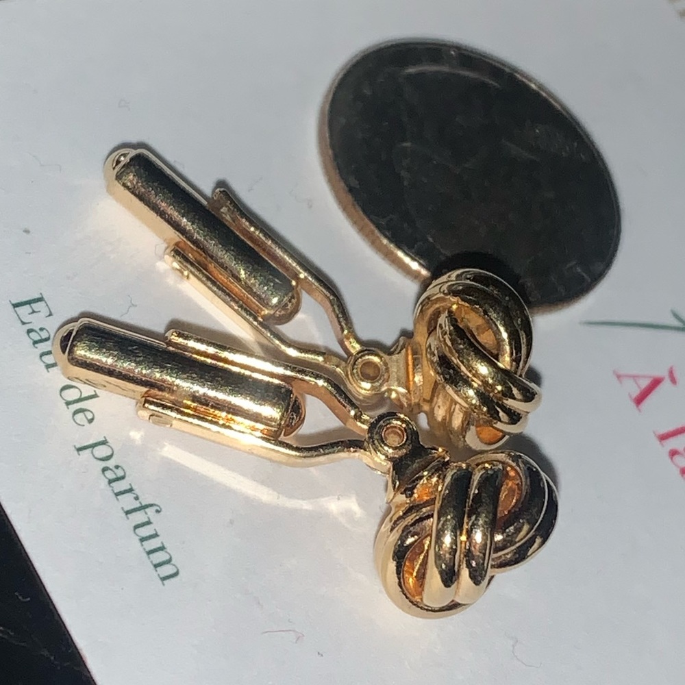 Cufflinks